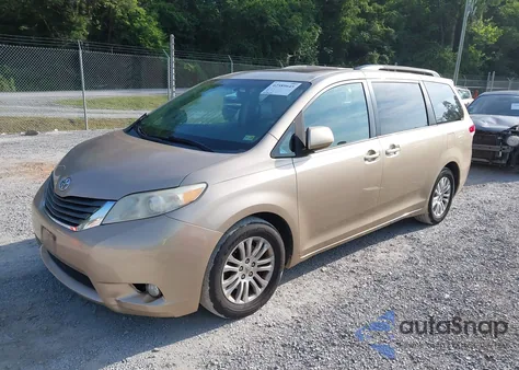 2011 Toyota Sienna Xle V6 z USA, uszkodzony, nr VIN 5TDYK3DC7BS008535